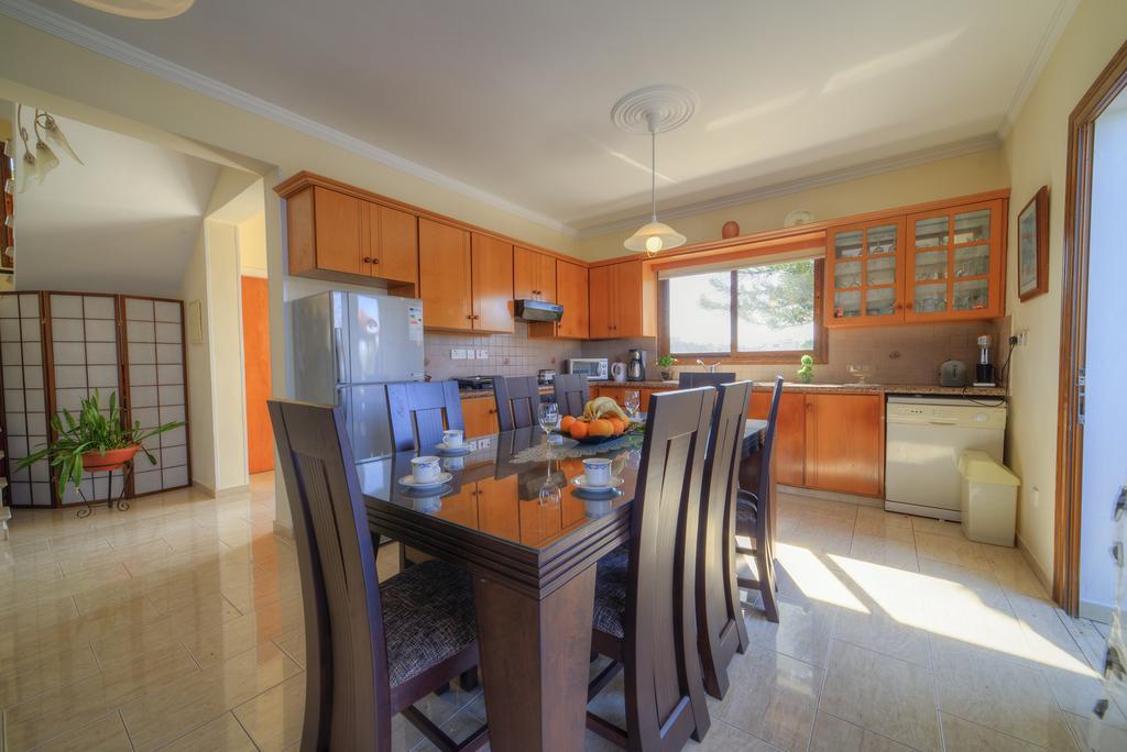 Villa Paradise Paphos Room photo