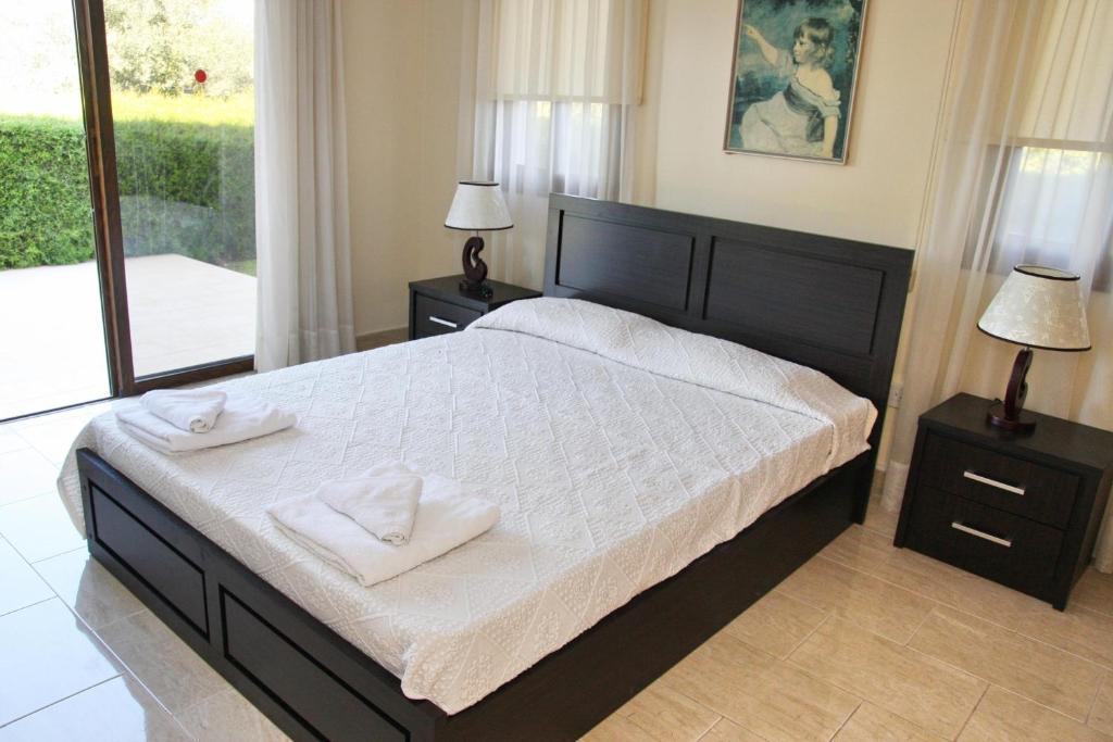 Villa Paradise Paphos Exterior photo